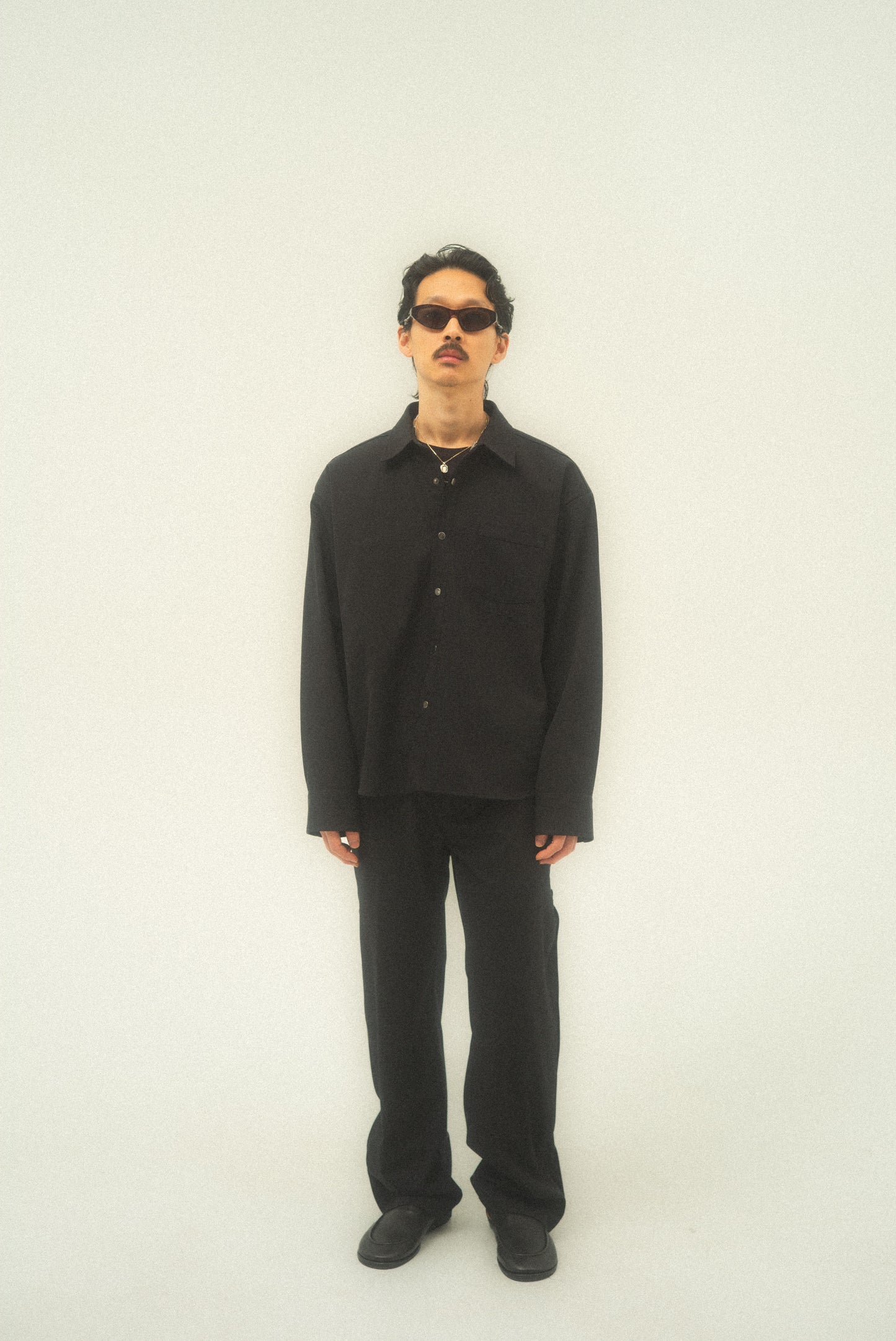 ROGER overshirt in black