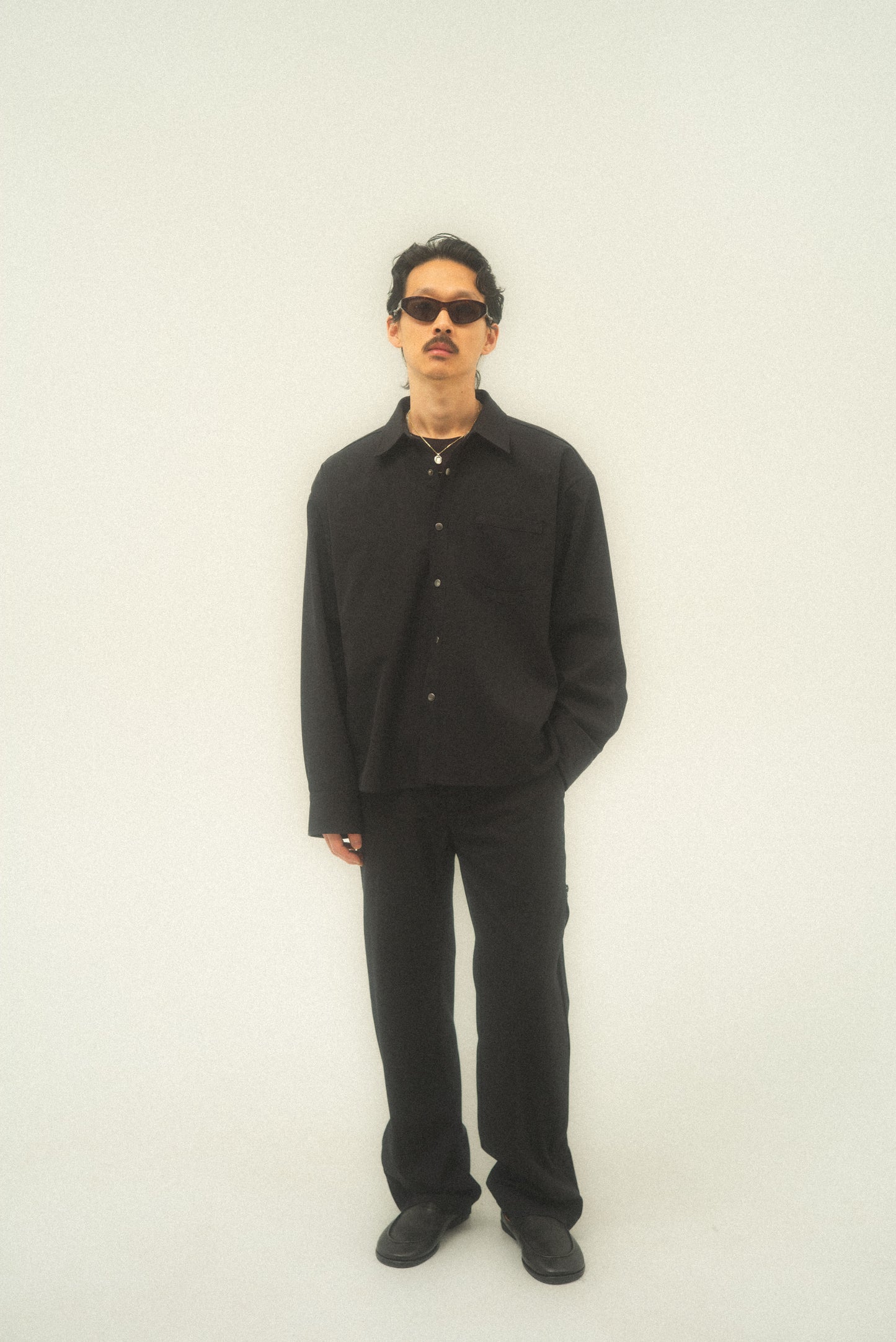 ROGER overshirt in black